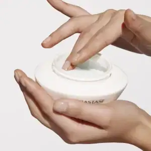 KÉRASTASE MASCARILLA PELO SECO GRUESO NUTRITIVE 200ML - Imagen 2