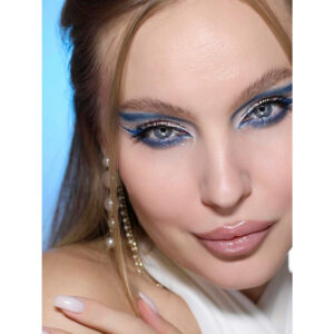B.COLOUR WE GLOSSY LIP OIL 01 COOL BABY 9g - Imagen 2