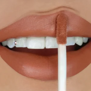 BEAUTY CREATIONS VELVET STAY LIP PAINT CAPPUCCINO 7ml - Imagen 2
