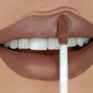 BEAUTY CREATIONS VELVET STAY LIP PAINT TRUFFLE 7ml - Imagen 2