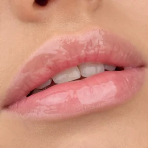 ESSENCE JUICY BOMB LIP GLOSS 101 LOVELY LITCHI 10ml - Imagen 2