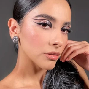 MOIRA DIAMOND DAZE LIQUID SHADOW DLS012 STARDUST 3ml - Imagen 2