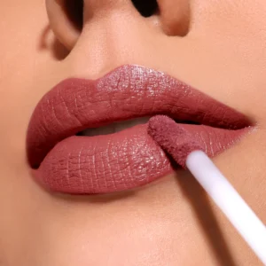 MOIRA LIP DIVINE LIQUID LIPSTICK 010 ROGUE 3g - Imagen 2