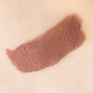 THE BALM MEET MATTE HUGHES LIQUID LIPSTICK TRUSTWORTHY 7.4ml - Imagen 2