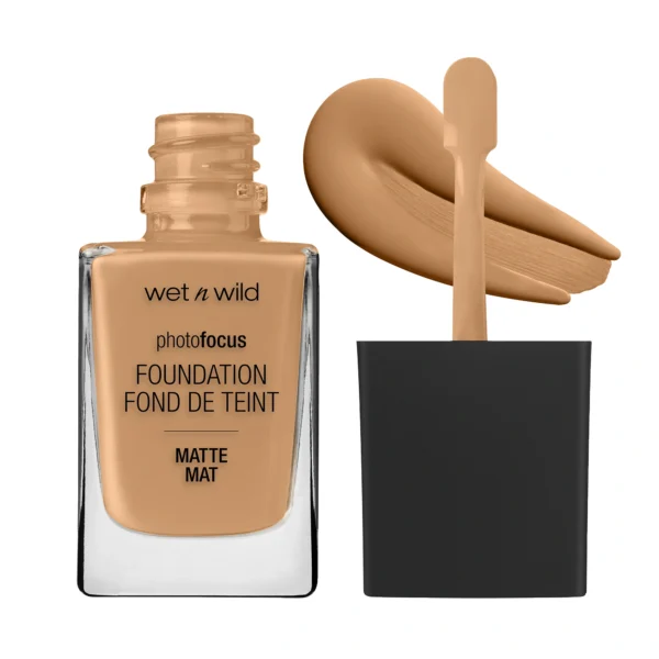 WET-N-WILD-PHOTO-FOCUS-MATTE-FOUNDATION-DESERT-BEIGE-28ml.webp