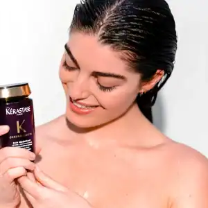 KÉRASTASE SHAMPOO REVITALIZADOR CHRONOLOGISTE 250ML - Imagen 2