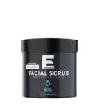 Envase del exfoliante facial Ultra Panama con aloe vera y diseño moderno.