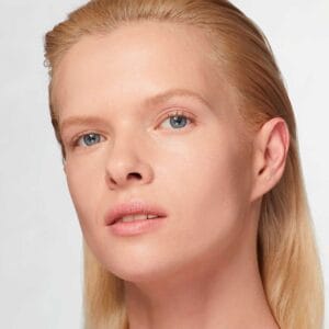 Estée Lauder Base de maquillaje Líquida Double Wear Stay-in-Place Mate SPF 10 2C1 Pure Beige 30ml - Imagen 3