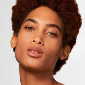 Estée Lauder Base de maquillaje Líquida Double Wear Stay-in-Place Mate SPF 10 4N2 Spiced Sand 30ml - Imagen 3