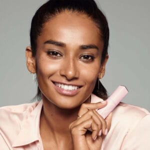 Estée Lauder Bálsamo Labios Pure Color Envy Color Replenish 3.2g - Imagen 3