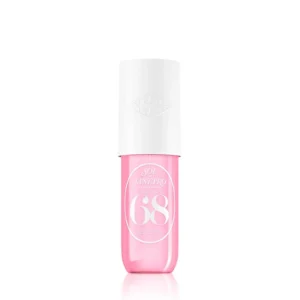 Esmalte de uñas rosa de Sol de Janeiro con diseño elegante.